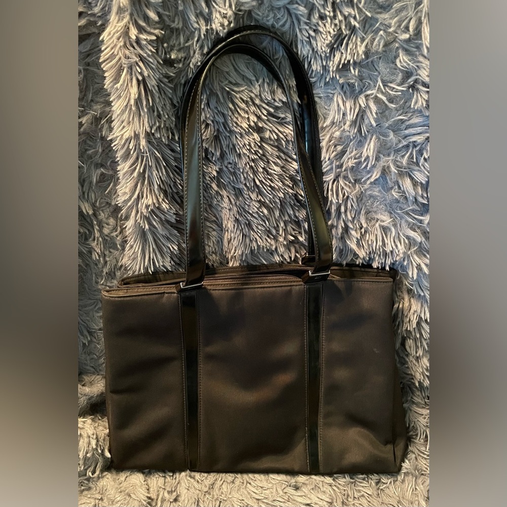 The City by DKNY Handbag